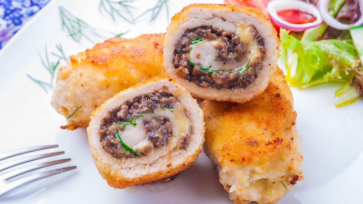 Roladki z kurczaka z pieczarkami i serem