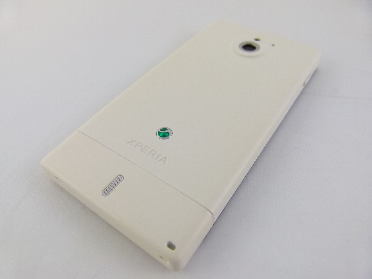 Sony Xperia sola - tył