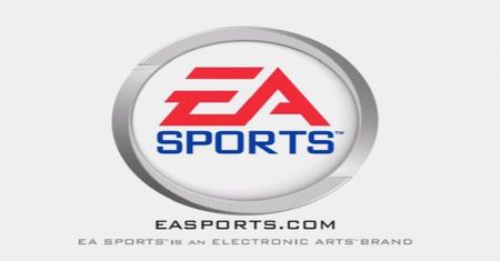 Słyszał go każdy, kto grał w FIFĘ. Tak wygląda legendarny głos z gry od EA Sports