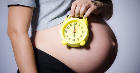 Pięćdziesięcioletnia młoda matka. To coraz częstsze zjawisko