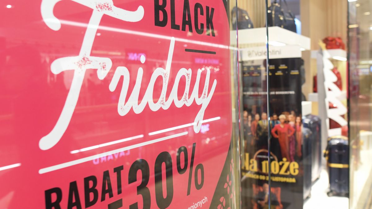Black Friday - historia "święta", które zawładnęło masową wyobraźnią
