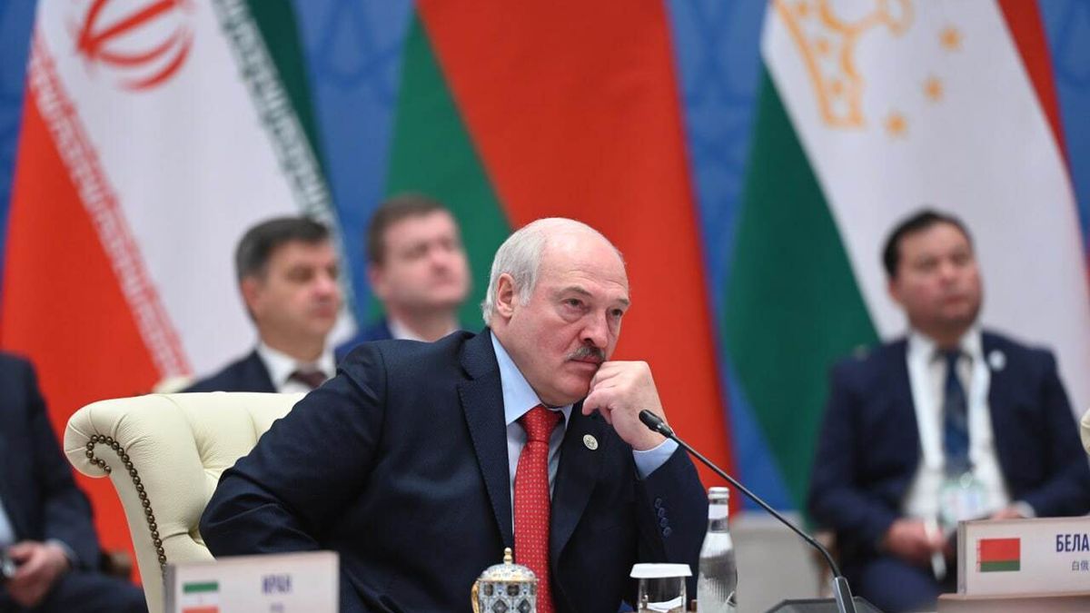 SAMARKAND, UZBEKISTAN - SEPTEMBER 16: (----EDITORIAL USE ONLY - MANDATORY CREDIT - 'Shanghai Cooperation Organization / HANDOUT' - NO MARKETING NO ADVERTISING CAMPAIGNS - DISTRIBUTED AS A SERVICE TO CLIENTS----) President of Belarus Alexander Lukashenko attends the 22nd meeting of the Shanghai Cooperation Organization (SCO) leaders' summit in Samarkand, Uzbekistan on September 16, 2022. (Photo by Shanghai Cooperation Organization/Anadolu Agency via Getty Images)