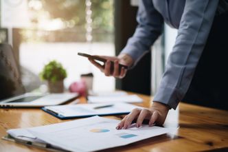 Faktoring - sposób na przyspieszanie płatności faktur