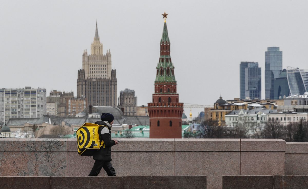 Moskwa. Widok na okolice Kremla 