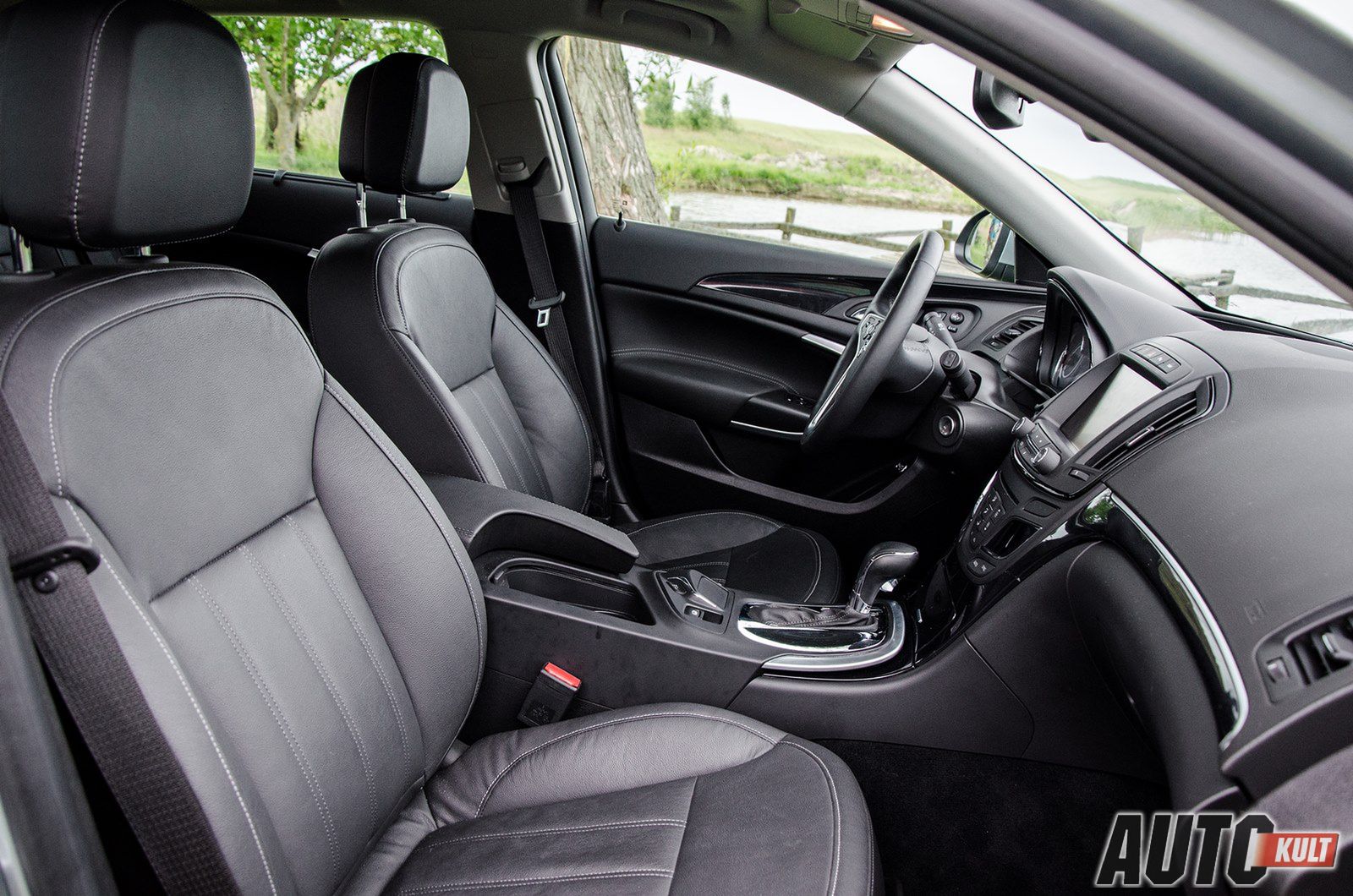 Opel Insignia Country Tourer 4x4 2,0 CDTI Ecotec - test [galeria] 18
