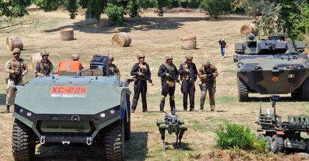 Włosi testują roboty bojowe. Jednym z nich jest maszyna z Polski