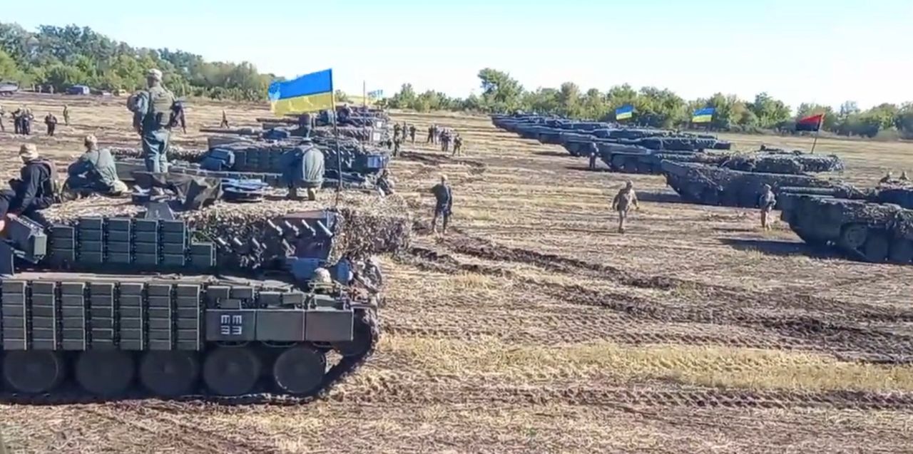 Spain to bolster Ukrainian defenses with 20 Leopard tanks