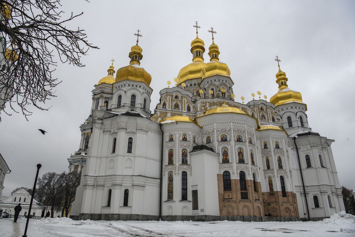 Затриманих псевдопопів УПЦ МП можуть обміняти на українських військових (Photo by Maxym Marusenko/NurPhoto via Getty Images)