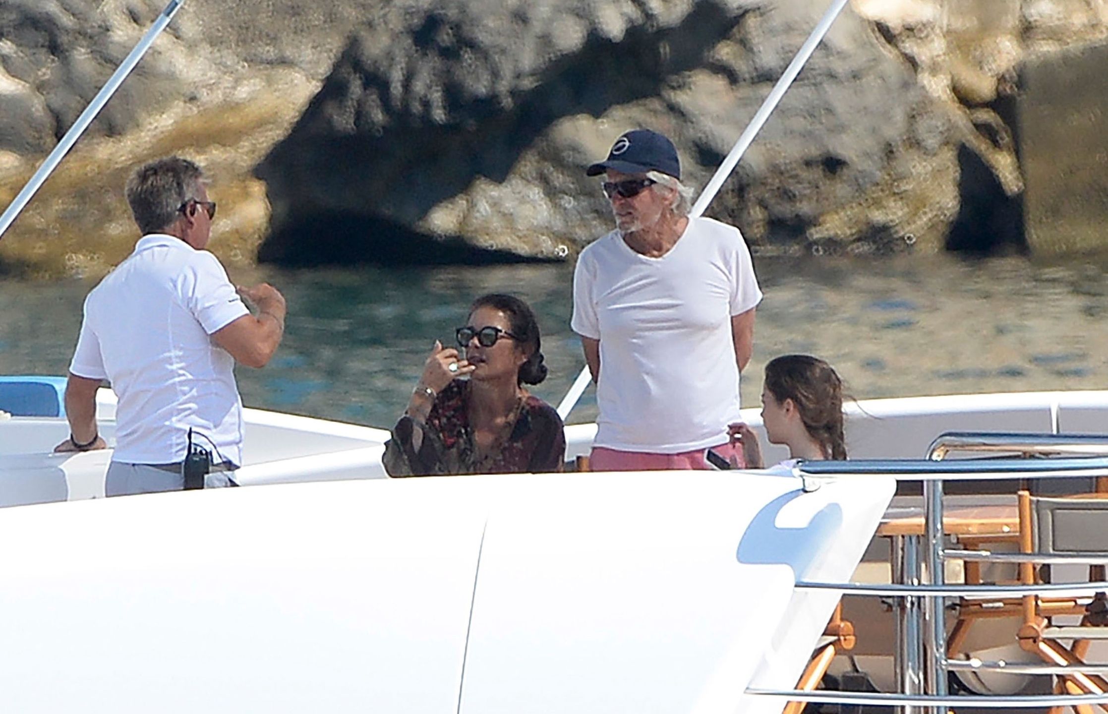 Catherine Zeta Jones z mężem Michaelem Douglasem i dziećmi na jachcie na Majorce