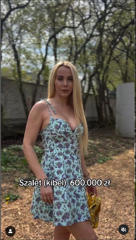 Marianna Schreiber w kusej kreacji
