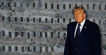 "Będę z tym żyć". Trump szokuje słowami o ataku na szkołę