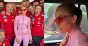 Jennifer Lopez w różowym wdzianku na Grand Pix Formuły 1. Fani "przyłapali" jednego z mechaników. "Wszyscy wiemy, gdzie patrzy"