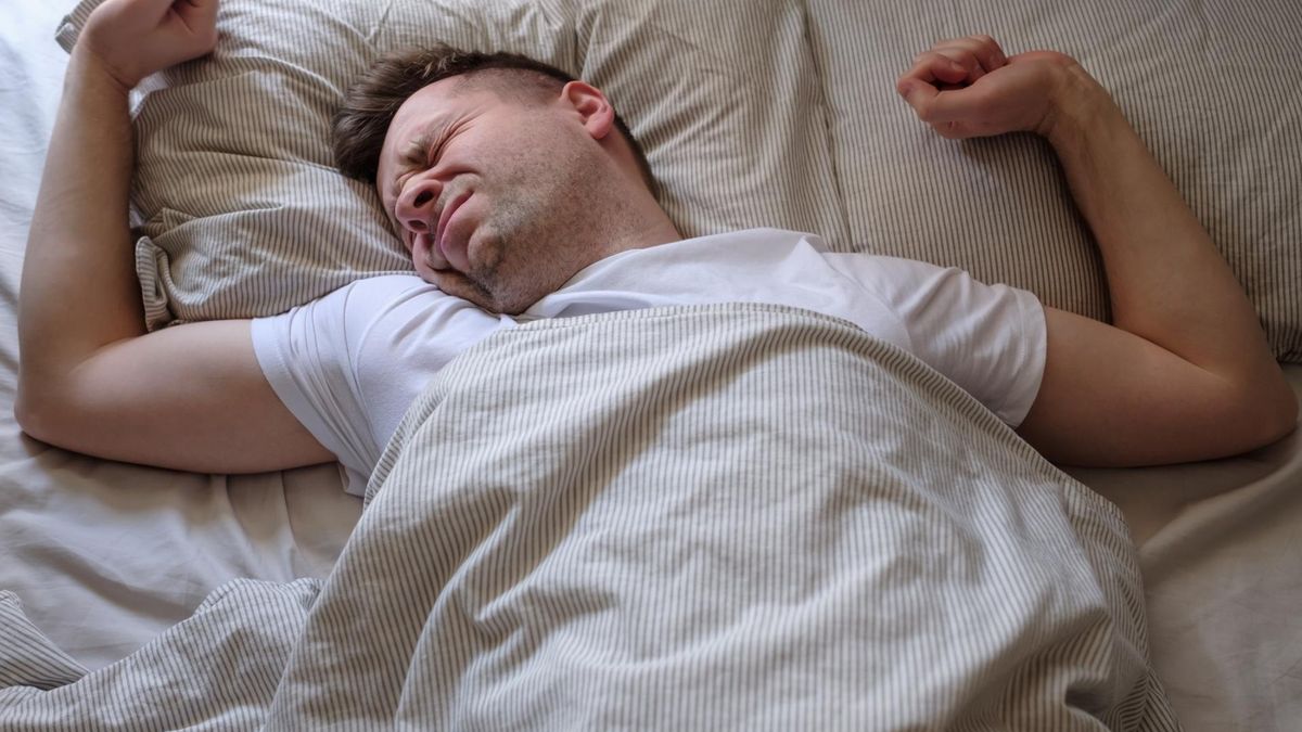 Odsypiasz w weekendy po tygodniu? Tak zadziała to na serce