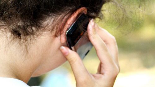 Polacy i komórki - jak z nich korzystamy? 1