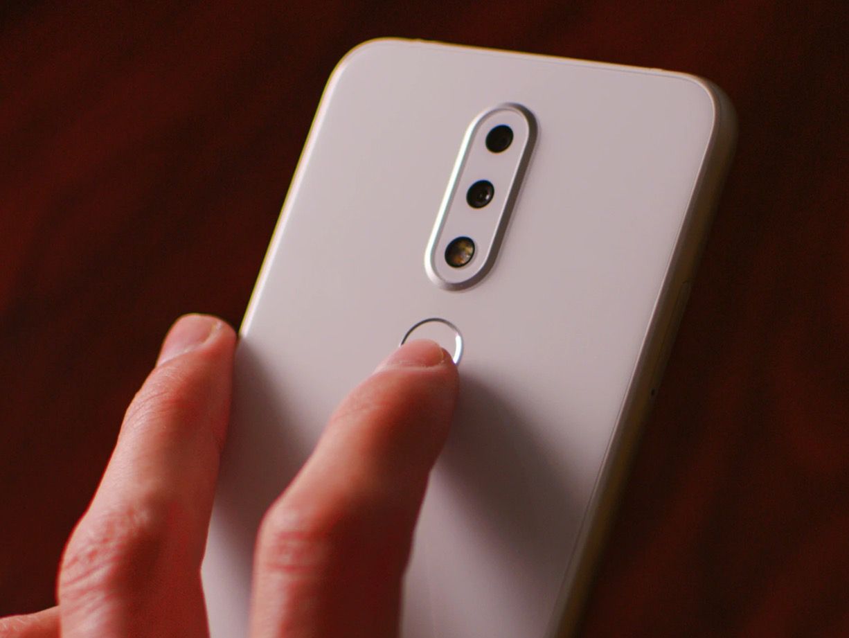 Android 11 z wykrywaniem gestu stuknięcia w tył obudowy. Genialne w swojej prostocie 1