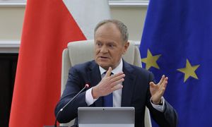 Diesel nawet po 8 zł. Tusk: rozważamy obniżkę VAT