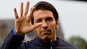 Gianluigi Buffon mówi "stop!"