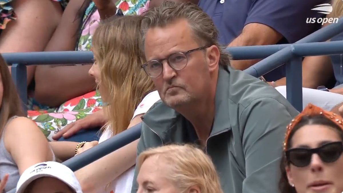 Twitter / twitter.com/usopen / Matthew Perry na finale kobiet na US Open