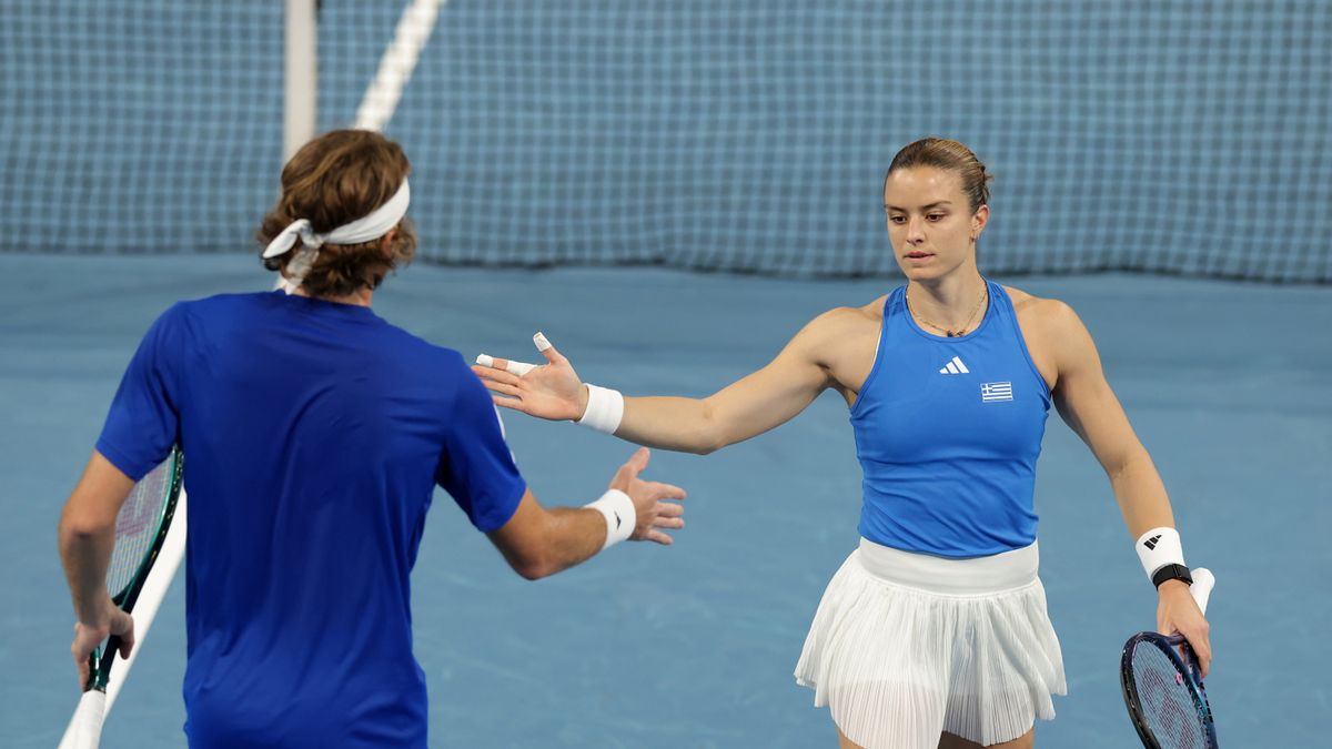 PAP/EPA / RICHARD WAINWRIGHT / Na zdjęciu: Stefanos Tsitsipas i Maria Sakkari