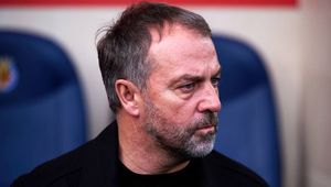 Flick chciałby wzmocnić tę pozycję zimą. Jest jednak problem