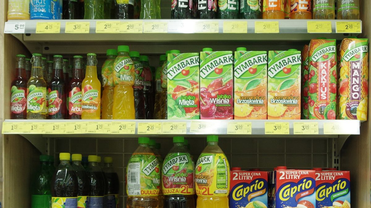 Przedsiębiorcy protestują przeciwko podatkowi cukrowemu.