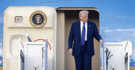 Widać spadek poparcia dla Trumpa. Najnowszy sondaż