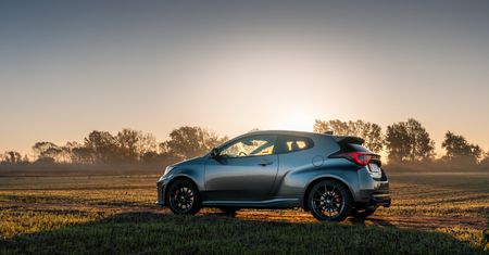 Szef Koenigsegga jeździ do pracy... Toyotą. Mówi, że ją uwielbia