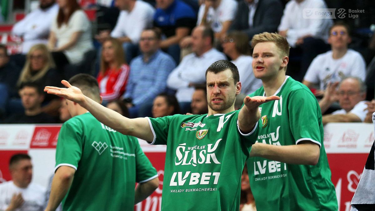 Materiały prasowe / Andrzej Romański / Energa Basket Liga / Na zdjęciu: Kamil Łączyński