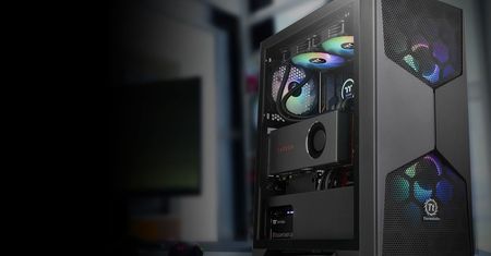 Takie same, ale jednak inne - Thermaltake prezentuje obudowy Commander G31, G32 i G33