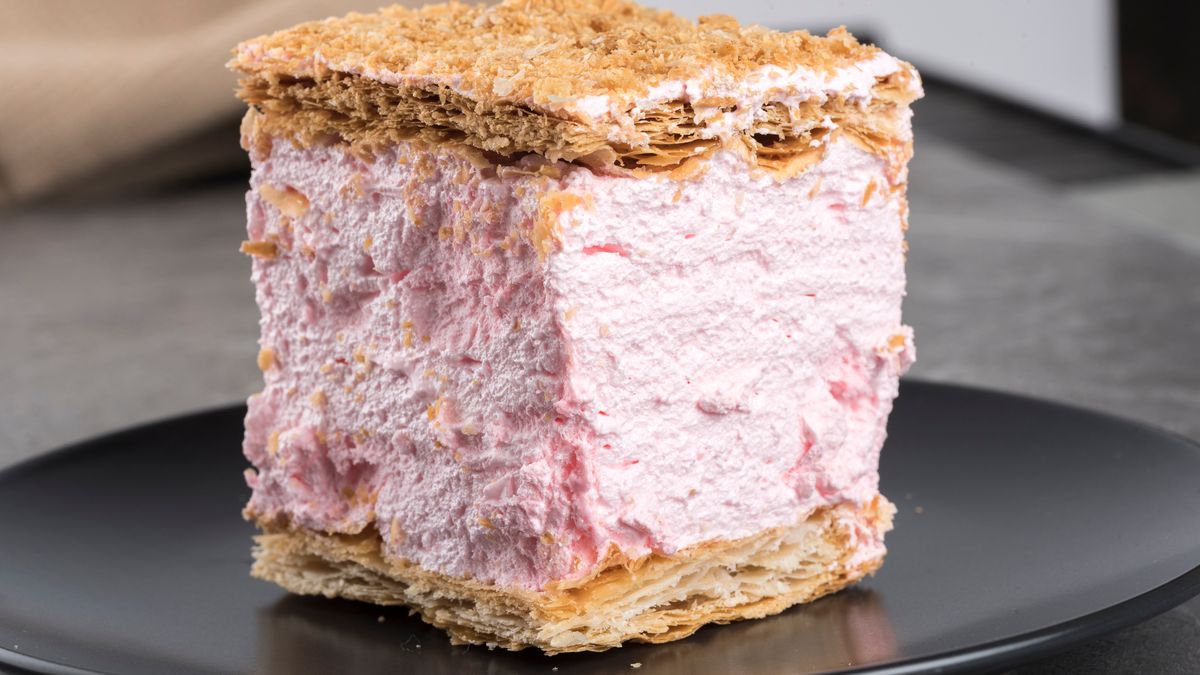 Napoleonka z malinami