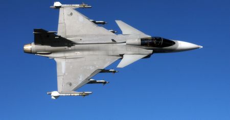 Konkurenci F-16. 6 samolotów, które walczyły o polski "przetarg stulecia"