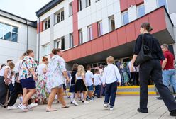 Zmuszą uczniów do przychodzenia na lekcje. Nowacka o zmianach w szkole