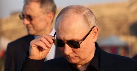 Pancerny pociąg Putina. W środku kino i łaźnia turecka