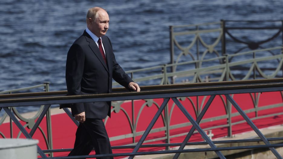 SAINT PETERSBURG, RUSSIA - JULY 28: (RUSSIA OUT)  Russian President Vladimir Putin arrives to the military parade, marking Navy Day, July 28 2024, in Saint Petersburg, Russia. Boats and ships, a submarine, and 2500 military servicemen took part in the parade. (Photo by Contributor/Getty Images)