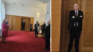 Symboliczne zdjęcia z TK. Święczkowski blokuje wejście