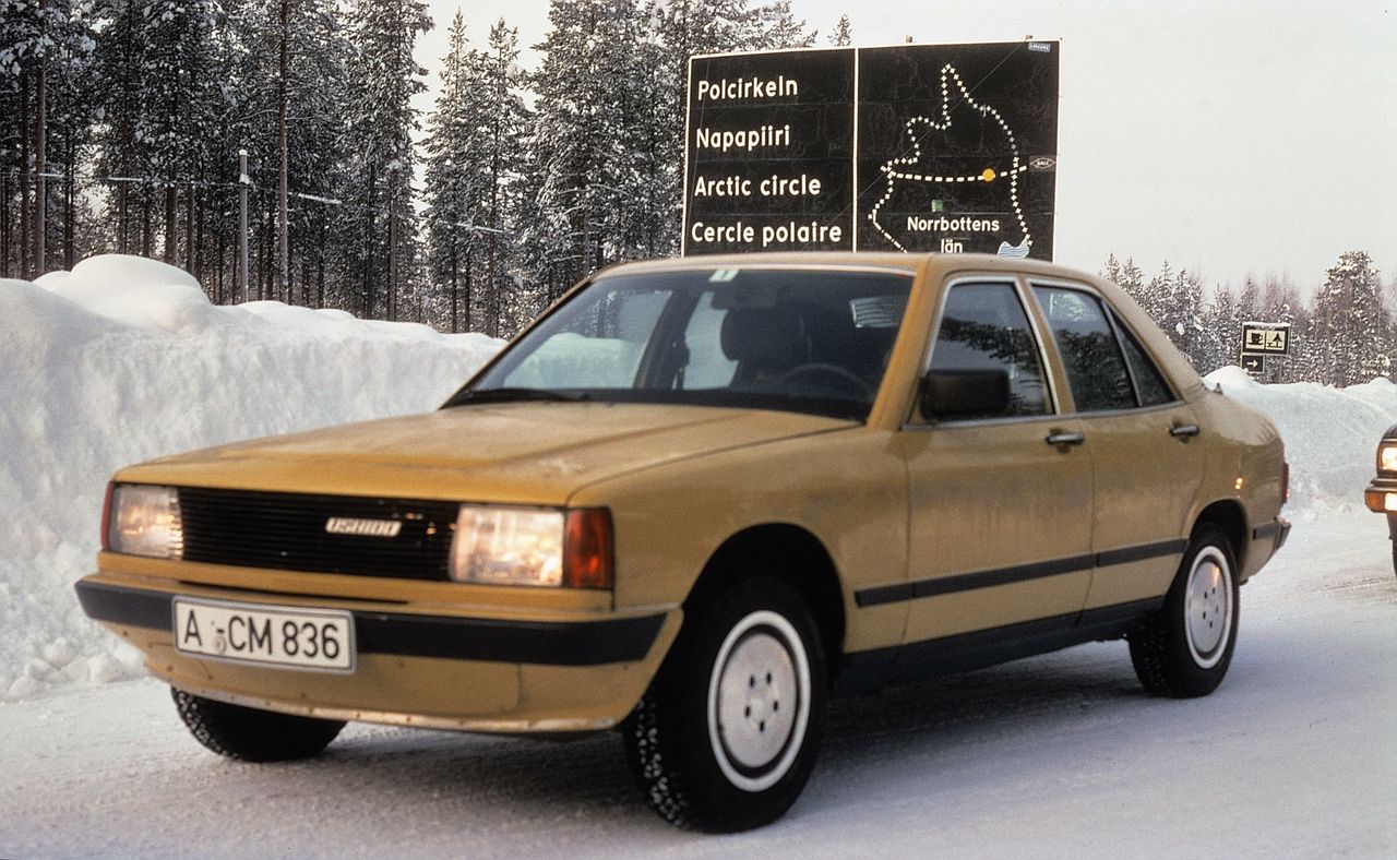 W takim kamuflażu Mercedes testował prototypy na kole podbiegunowym