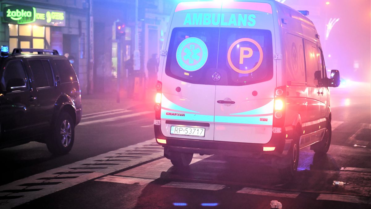 26-latek wypadł z okna. Zdj. ilustracyjne 