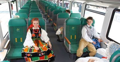 Tani pociąg do Krakowa i Gdańska. Koleje Mazowieckie zawalczą z Polskim Busem i Intercity?