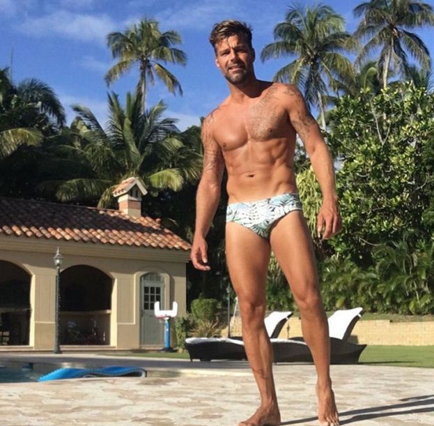 44-letni Ricky Martin chwali się mięśniami!