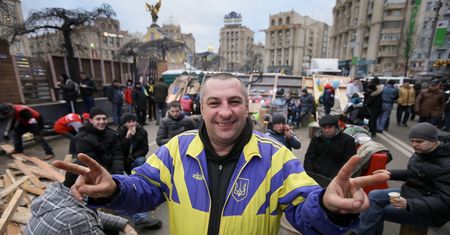 Protest na Majdanie zostanie twardo stłumiony? Demonstranci nie chcą opuścić państwowych budynków