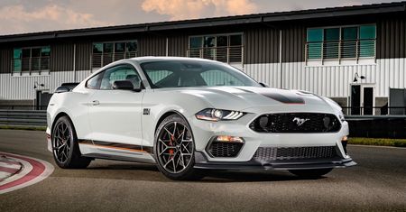 Ford Mustang Mach 1 zawitał do polskich salonów. Cena jest atrakcyjna
