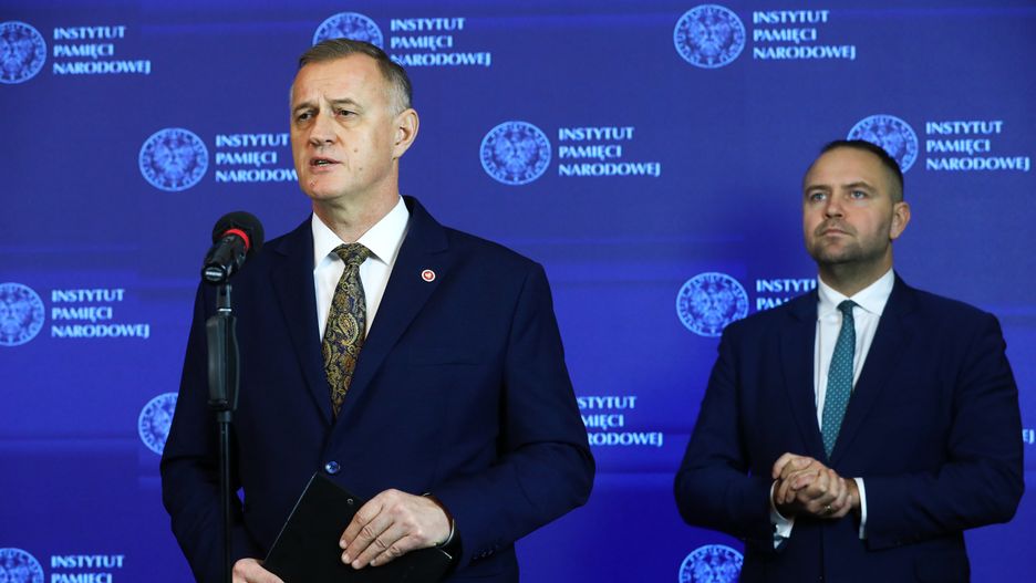 Karol Nawrocki, Andrzej Pozorski
Rafa� Guz
Instytut Pami�ci Narodowej, konferencja prasowa, poci�gni�cie, Przystanek Historia, stan wojenny, zbrodnie