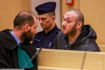 Wyrok za zabicie strusia uchylony. Powodem orzekający "neosędzia"