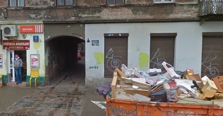 Warszawa. Matka z niepełnosprawnym synem mieszka w ruinie. I boi się eksmisji