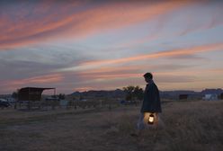 "Nomadland": Nic, co mówiono nam o emeryturze, nie jest prawdą. Film o życiu w samochodzie podbił tegoroczne Oscary