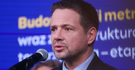 Rywalizacja w kampanii. Trzaskowski mówi, co grozi za nieczystą grę