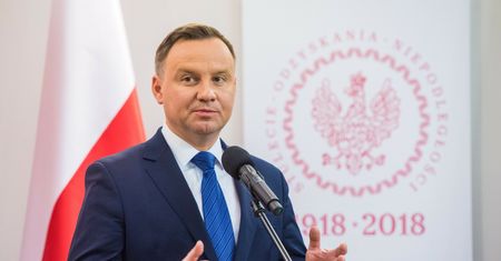 Kancelaria Andrzeja Dudy szuka firmy ochroniarskiej na zabezpieczenie Dworku Prezydenta RP
