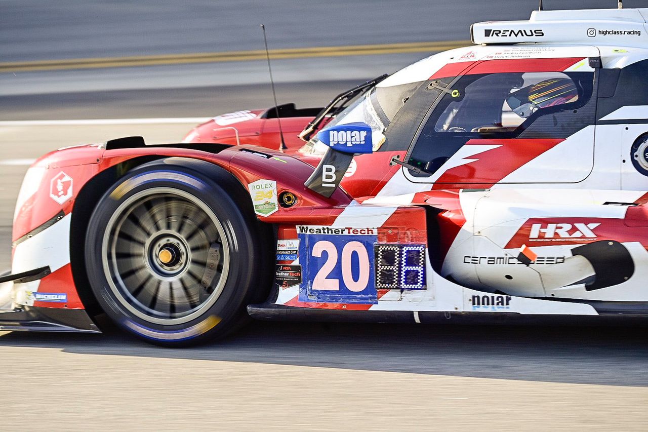 Nieudany debiut Roberta Kubicy w Daytona 24