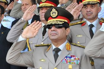 Egipt: szef armii wzywa do masowych protestów