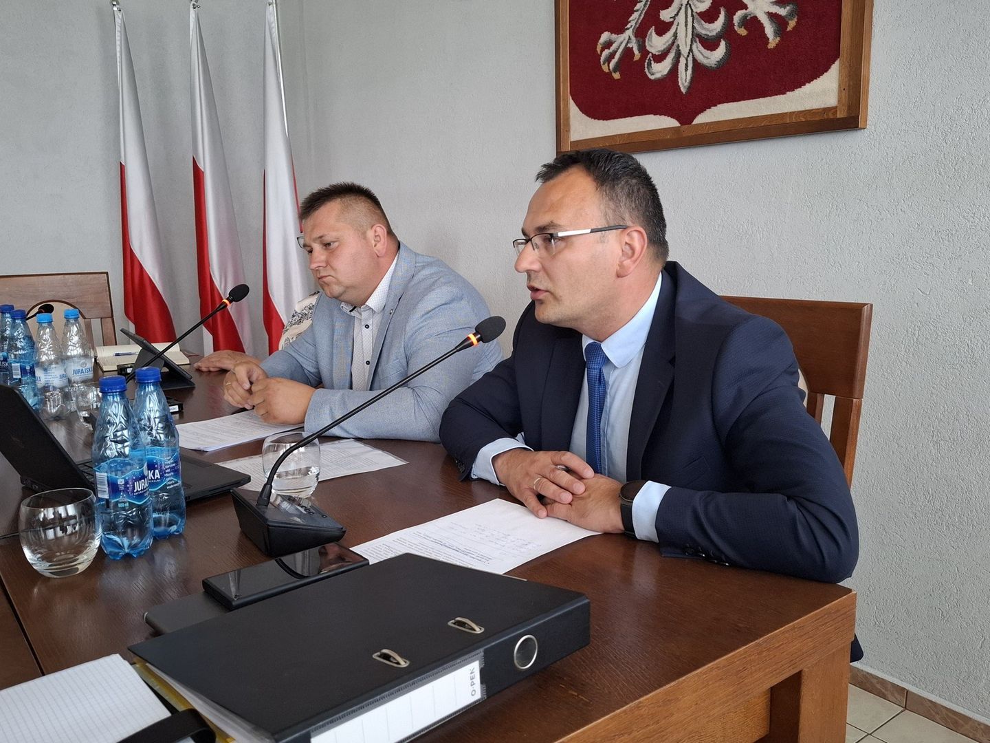 Sesja rady gminy w Lgocie Wielkiej, na której zapadły decyzje o likwidacji szkoły podstawowej w Brudzicach
